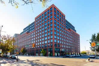 40 Bruckner Blvd, Bronx, NY à louer Photo intérieure- Image 1 de 18