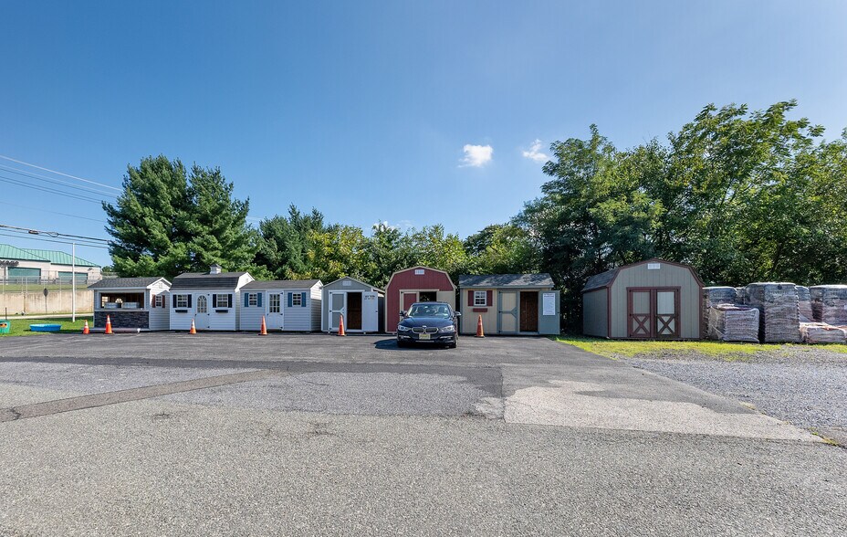 100 Ark Rd, Mount Laurel, NJ à vendre - Photo du bâtiment - Image 2 de 42