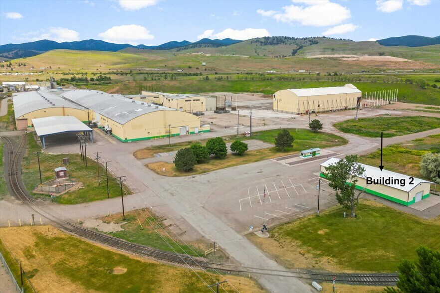 3300 Raser Dr, Missoula, MT à louer - Photo du bâtiment - Image 1 de 2