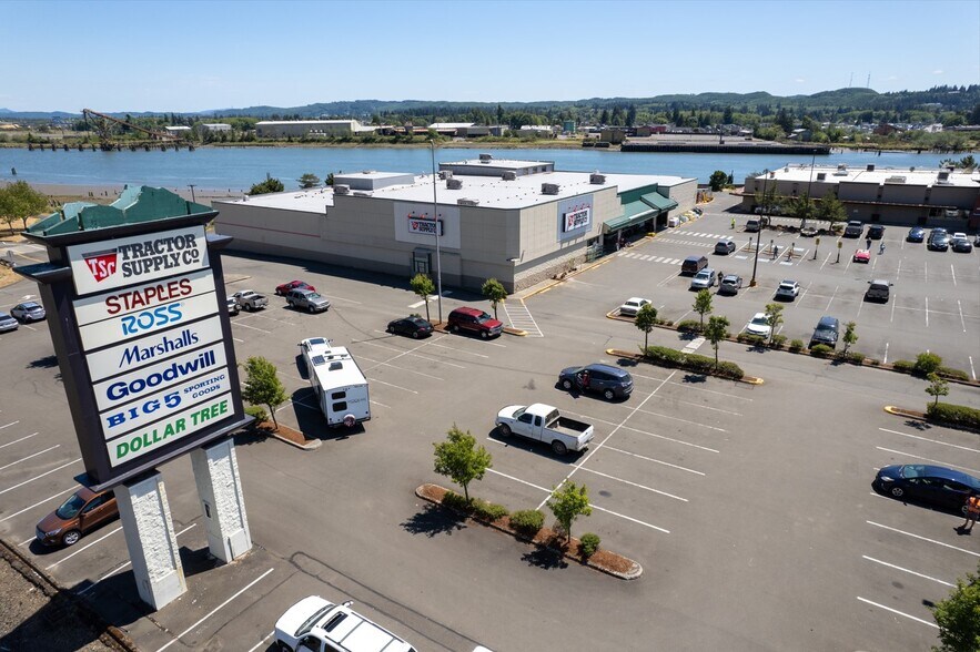 1213 E Wishkah St, Aberdeen, WA à vendre - Photo du bâtiment - Image 1 de 6