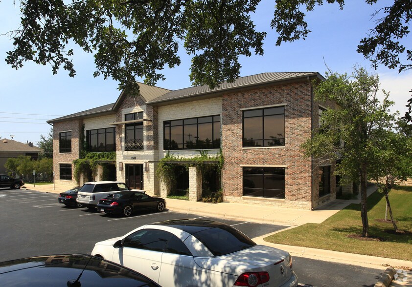 2508 Ashley Worth Blvd, Austin, TX à louer - Photo du bâtiment - Image 1 de 1
