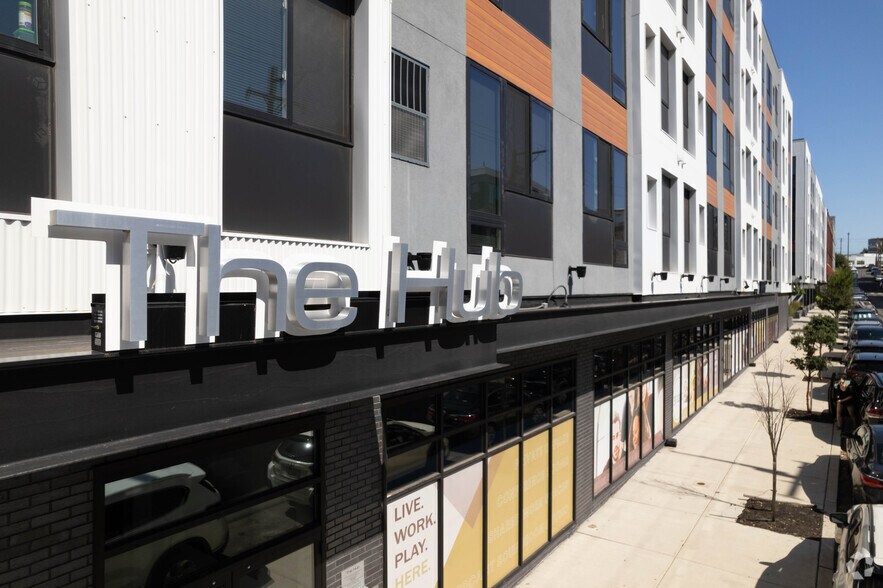 1410 N 31st St, Philadelphia, PA for lease - Building Photo - Image 1 of 52