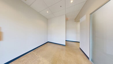 3211 Mission Oaks Blvd, Camarillo, CA à louer Numérisation 3D de Matterport- Image 1 de 10