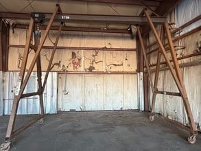 110 W Twelfth St, Ringwood, OK for lease Interior Photo- Image 1 of 13