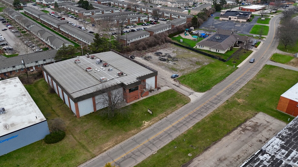 511 Industrial Mile Rd, Columbus, OH for sale - Primary Photo - Image 1 of 29