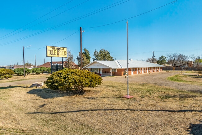 More details for 912 N Hwy 87, Tulia, TX - Hospitality for Sale