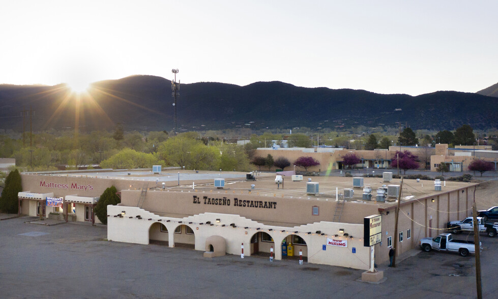 819 Paseo Del Pueblo Sur, Taos, NM for sale - Building Photo - Image 1 of 1