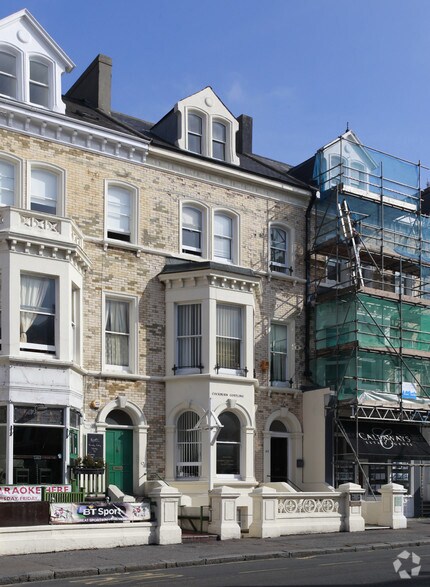 61 Church Rd, Hove à louer - Photo du bâtiment - Image 2 de 2