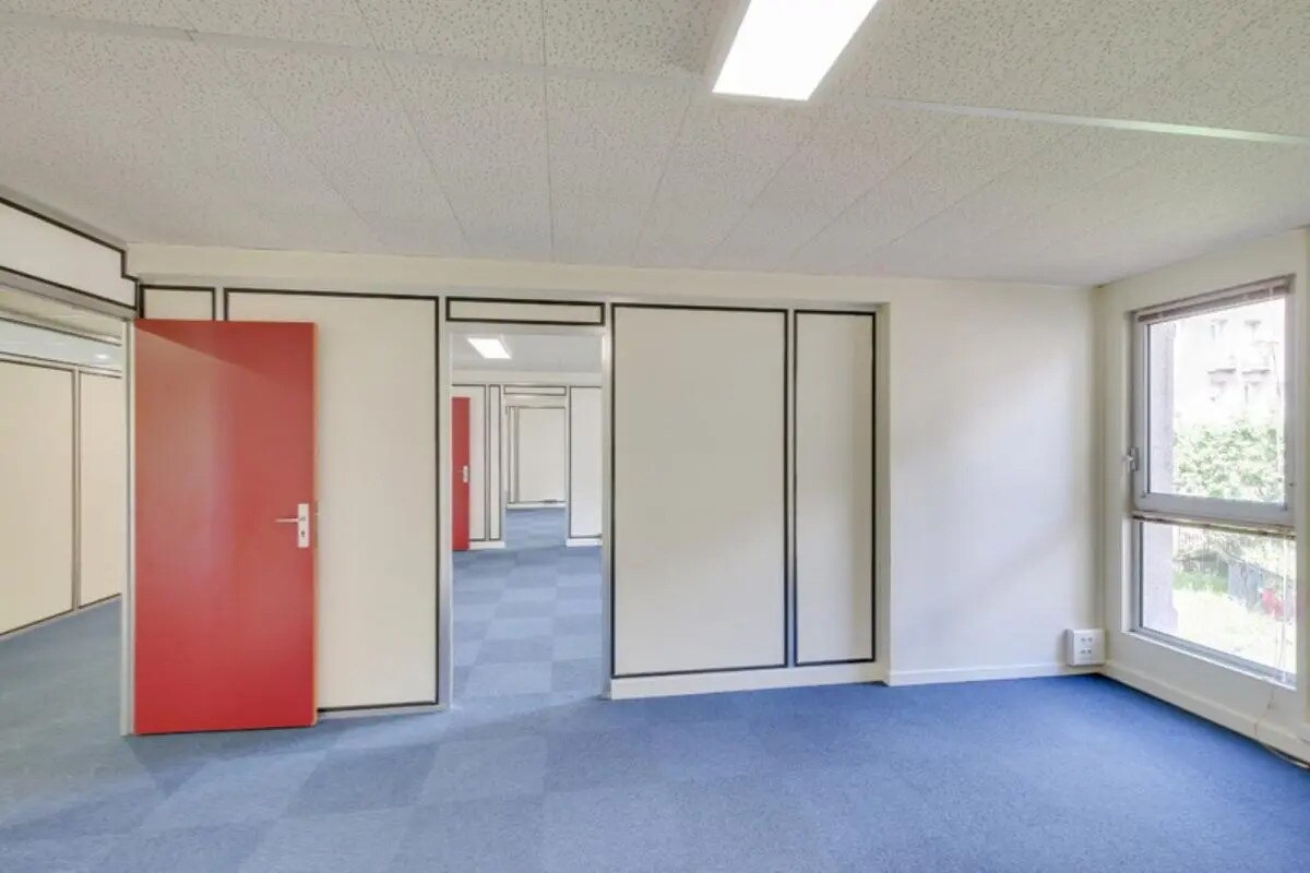 Office in Rouen for lease Building Photo- Image 1 of 4