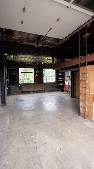 28 Fairview Ave, Little Silver, NJ for sale - Building Photo - Image 3 of 4