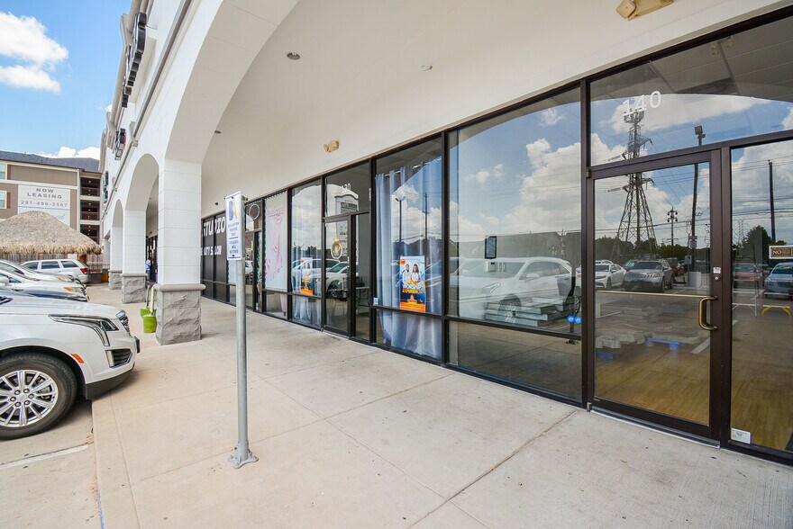 12970 Westheimer Rd, Houston, TX à louer - Photo du bâtiment - Image 1 de 22