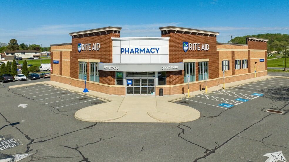 3145 W Main St, Morgantown, PA for lease - Building Photo - Image 1 of 6