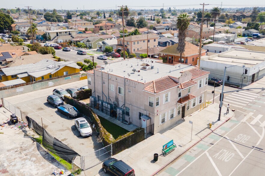 9124 S Broadway, Los Angeles, CA à vendre - Photo du bâtiment - Image 2 de 9