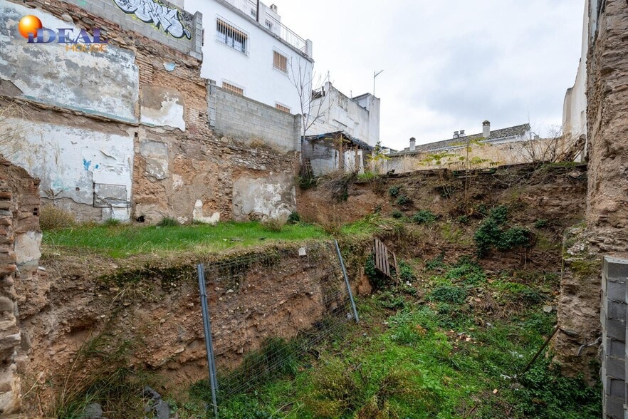 Calle Alta de Cartuja, 8, Granada, Granada à vendre - Photo du bâtiment - Image 2 de 26