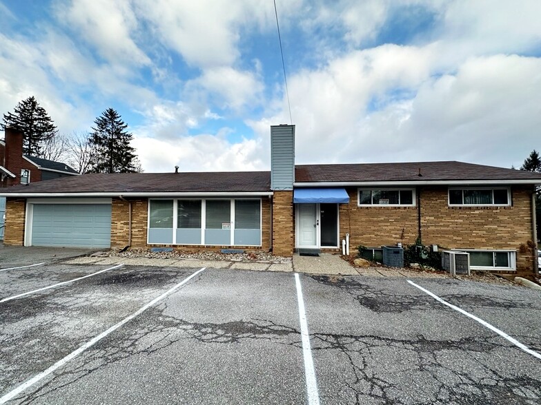 2901 Mt Royal Blvd, Glenshaw, PA for sale - Building Photo - Image 1 of 1