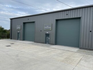 Plus de détails pour 15 Cherry Farm Close, Malton - Local d'activités à louer