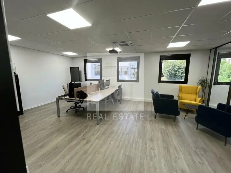 4 Allee De L'Expansion, Francheville à vendre - Photo intérieure - Image 3 de 10