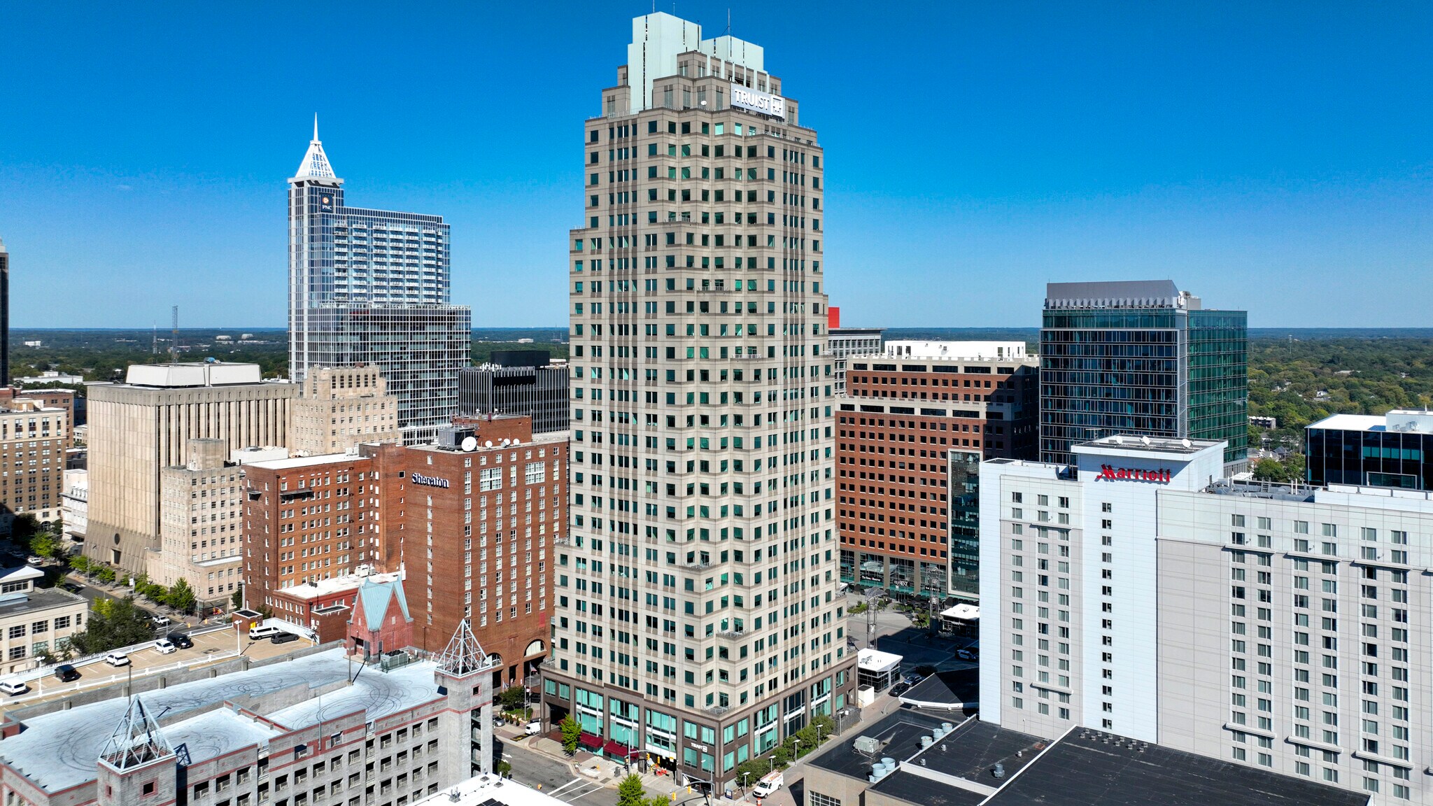 434 Fayetteville St, Raleigh, NC à louer Photo principale- Image 1 de 20