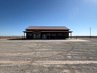 Plus de détails pour 2250 US Highway 40, Russell, KS - Flex à vendre