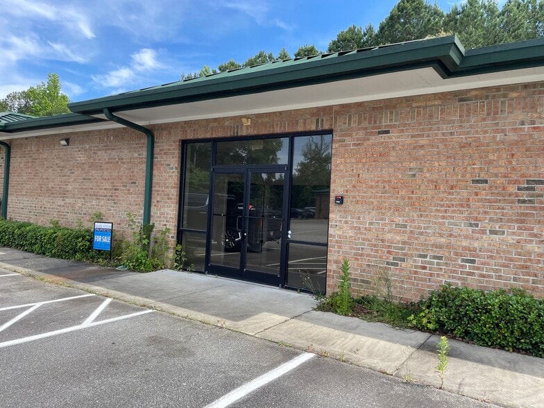 731 Tilghman Dr, Dunn, NC for sale - Building Photo - Image 2 of 9