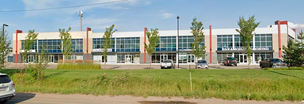 10715 184 St NW, Edmonton, AB for sale - Building Photo - Image 2 of 8