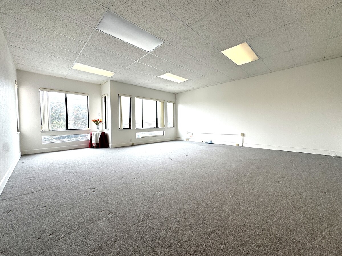 2301-2323 Noriega St, San Francisco, CA 94122 - Unit 202 -  - Interior Photo - Image 1 of 16