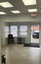 27 Pine St, New Canaan, CT à louer Autre- Image 2 de 4