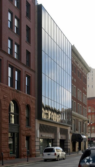 116-126 Ottawa Ave, Grand Rapids, MI à louer - Photo du bâtiment - Image 2 de 17