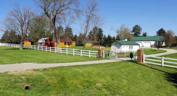 1022 Highway 36, Hiawatha, KS for sale - Primary Photo - Image 1 of 1