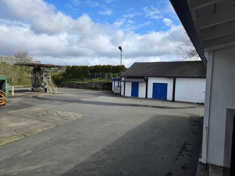 1702 Pennsylvania Ave, Bremerton, WA à vendre - Photo du bâtiment - Image 2 de 7