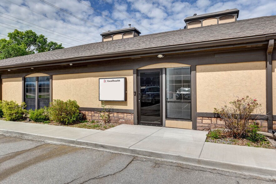 10640-10688 W 87th St, Overland Park, KS à louer - Photo principale - Image 1 de 40