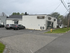 308 E Molloy Rd, Syracuse, NY for lease Interior Photo- Image 2 of 10