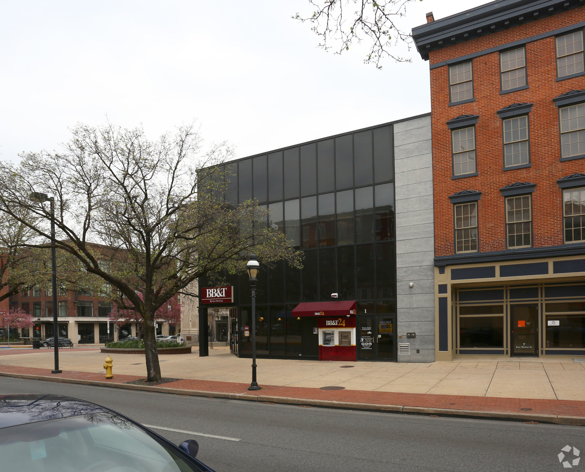 1 E Market St, York, PA à vendre Photo principale- Image 1 de 1