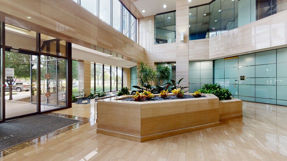 1225 N Loop Fwy W, Houston, TX à louer - Numérisation 3D de Matterport - Image 2 de 18