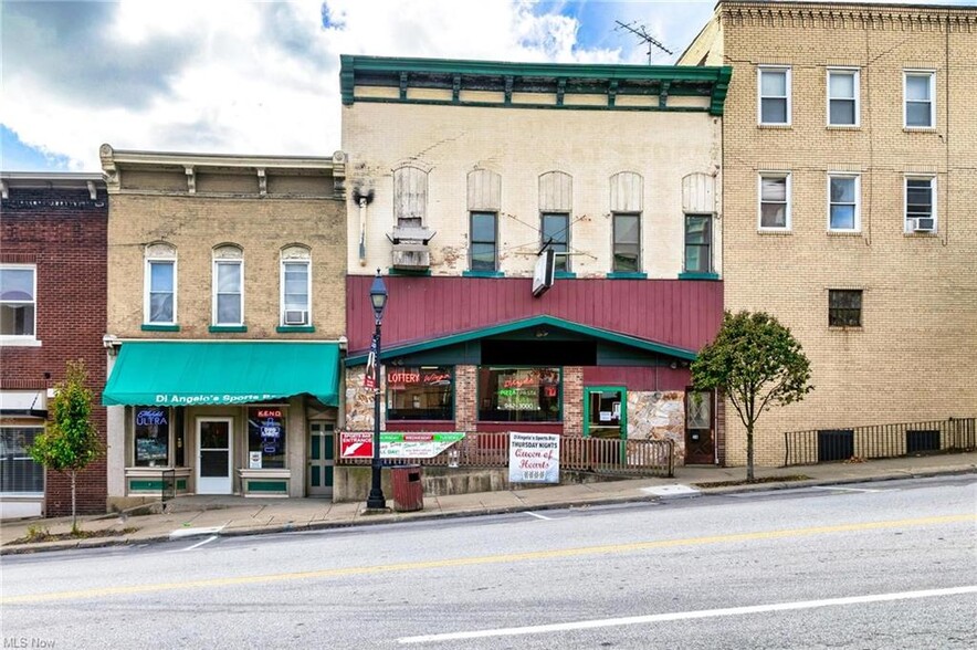 114 E Market St, Cadiz, OH for sale - Primary Photo - Image 1 of 13