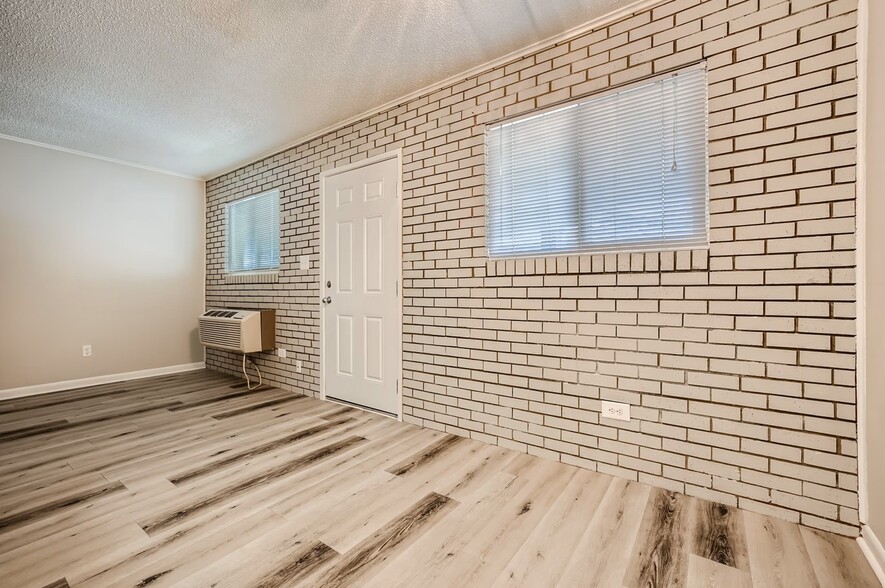 3210 N Chestnut St, Colorado Springs, CO for sale - Building Photo - Image 3 of 21