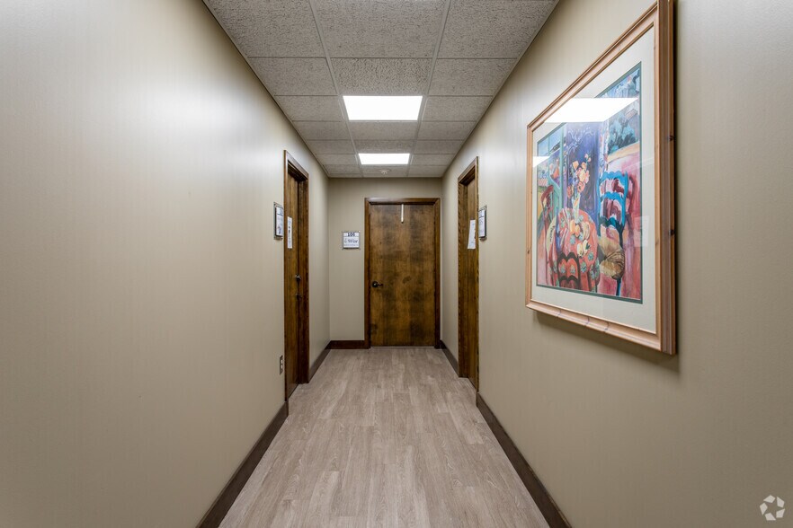 7901-7909 Schatz Pointe Dr, Washington Township, OH à louer - Photo intérieure - Image 3 de 17