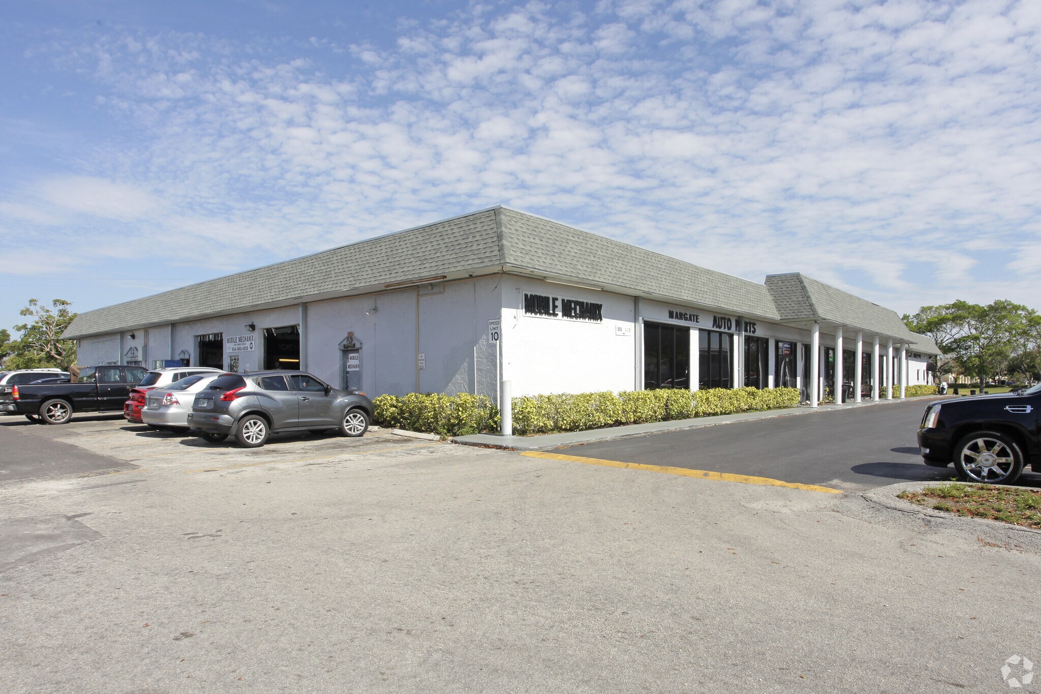 1593-1667 Banks Rd, Margate, FL à louer Photo principale- Image 1 de 5