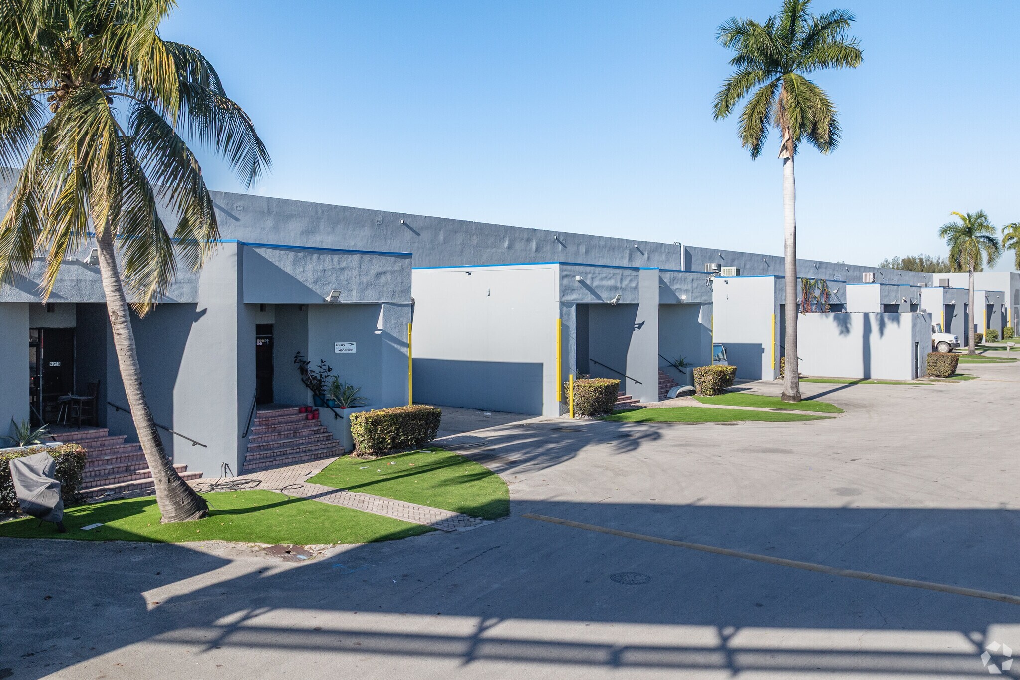9970 NW 89th Ct, Medley, FL à louer Photo du bâtiment- Image 1 de 17