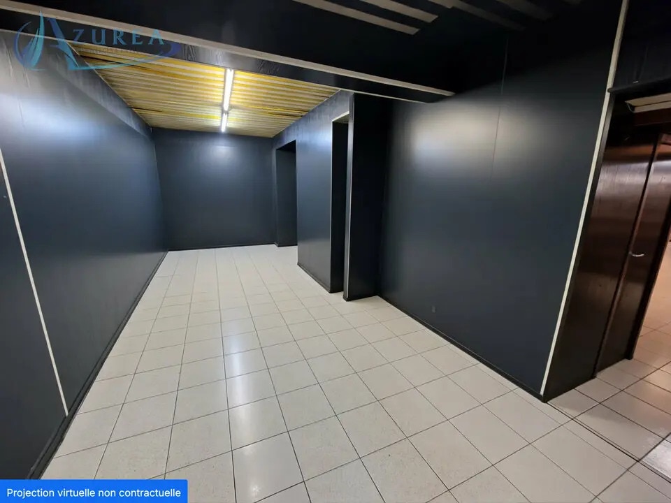 Retail in Nice for sale Interior Photo- Image 1 of 4