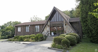2285 Brodhead Rd, Aliquippa, PA for lease Building Photo- Image 1 of 2