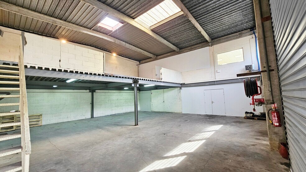 Rue Des Epinettes, Torcy for lease - Building Photo - Image 3 of 20