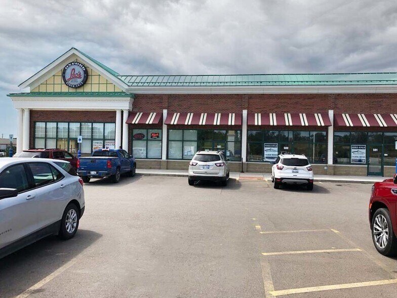 565-595 N Lapeer Rd, Oxford, MI for lease - Building Photo - Image 2 of 3