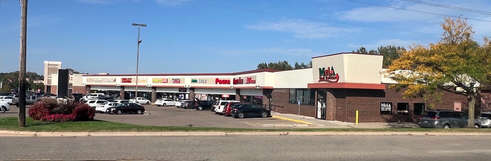 1666-1724 Robert St S, Saint Paul, MN à louer - Photo du bâtiment - Image 1 de 2