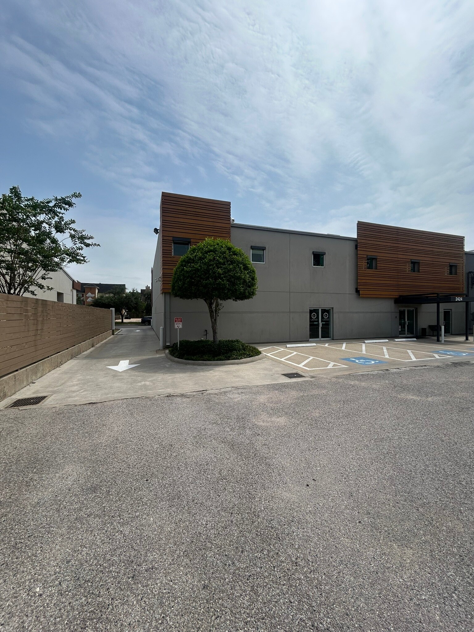 2424 W Holcombe Blvd, Houston, TX for lease Interior Photo- Image 1 of 13