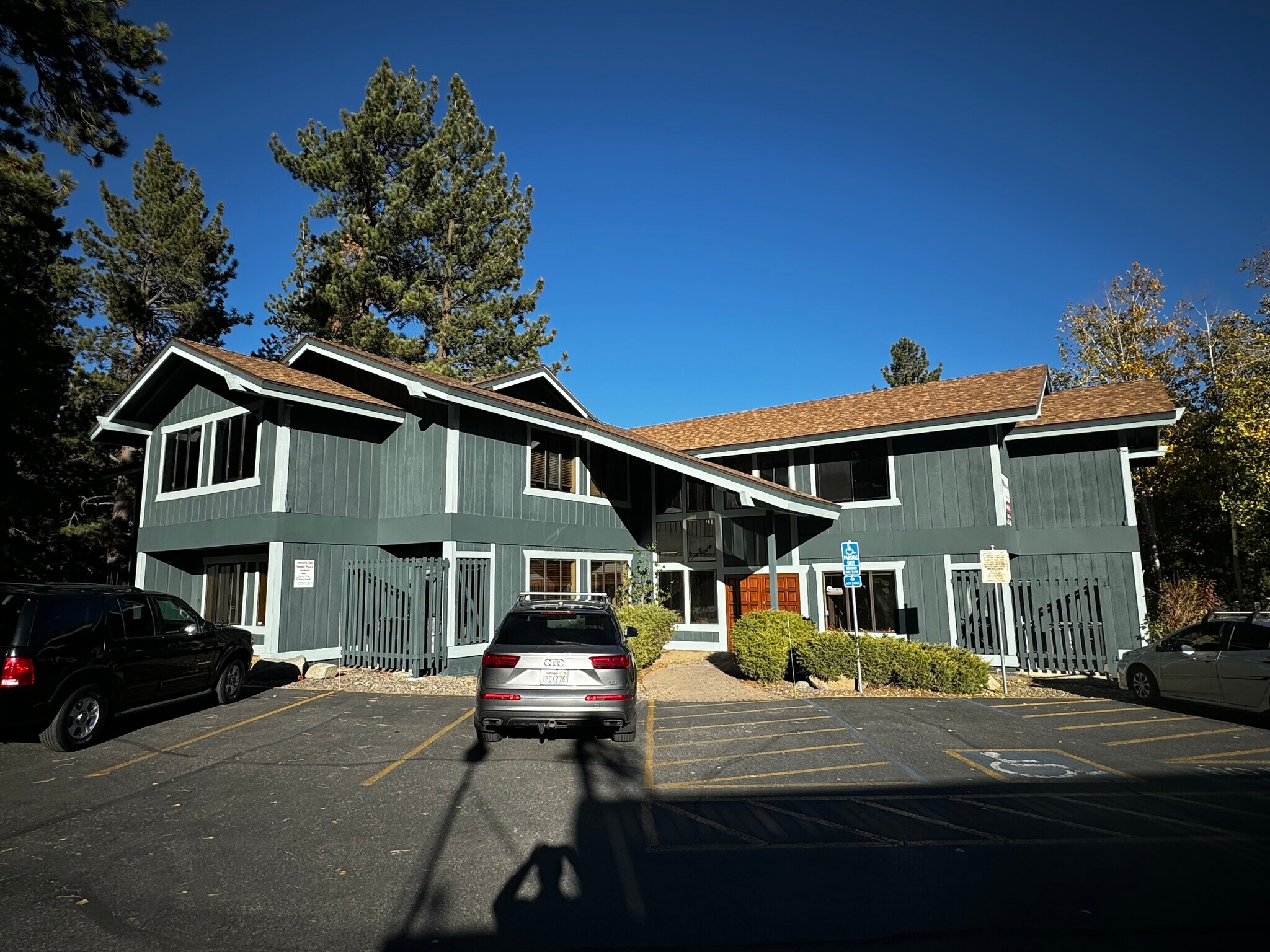 2311 Lake Tahoe Blvd, South Lake Tahoe, CA à vendre Photo du bâtiment- Image 1 de 10