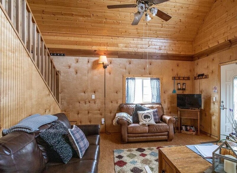 5972 Richardson Hwy, Fairbanks, AK à vendre - Photo du bâtiment - Image 3 de 19