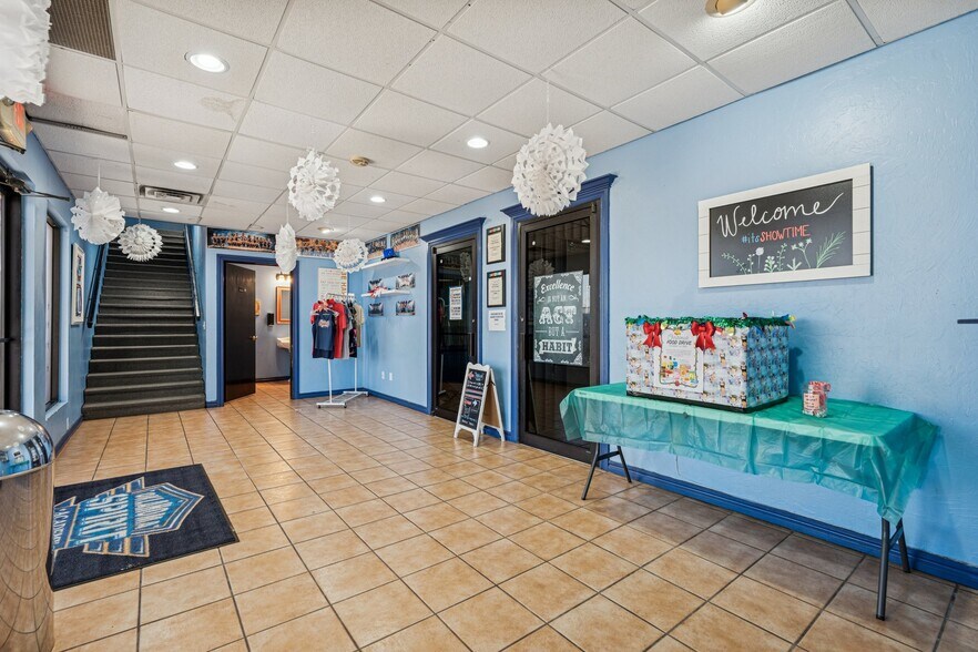 10130 SE 15th St, Oklahoma City, OK à vendre - Photo du bâtiment - Image 2 de 12