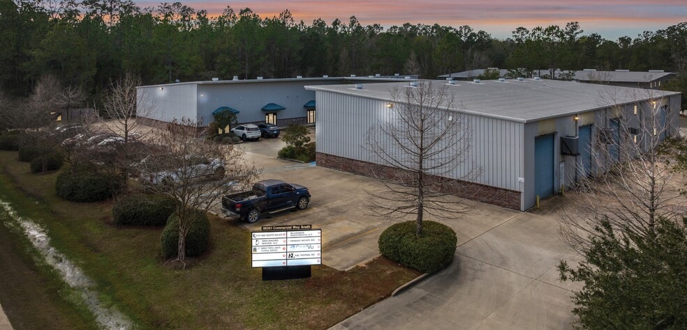 68361 Commercial Way, Mandeville, LA for sale - Interior Photo - Image 2 of 12