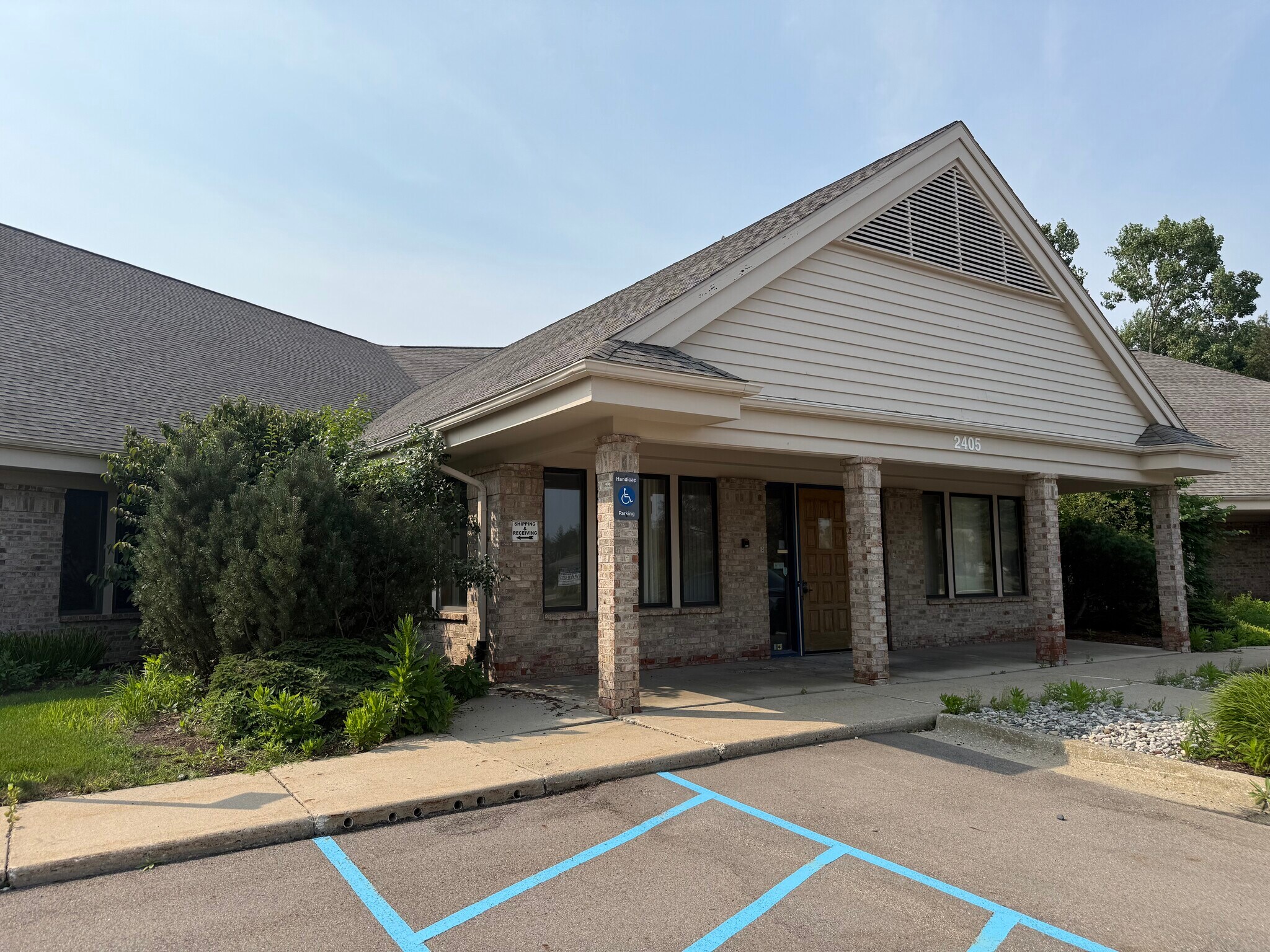 2405 Woodlake Dr, Okemos, MI for lease Building Photo- Image 1 of 20